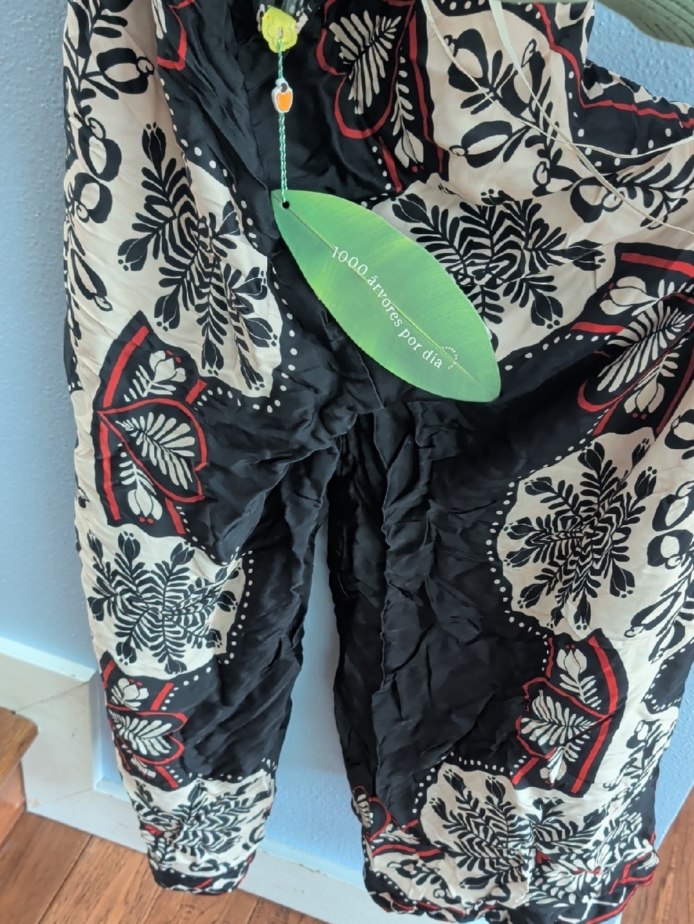 FARM Rio Macacao Cropped Passion Print Open Back scarf Jumpsuit Hearts Combo - Picture 6 of 10